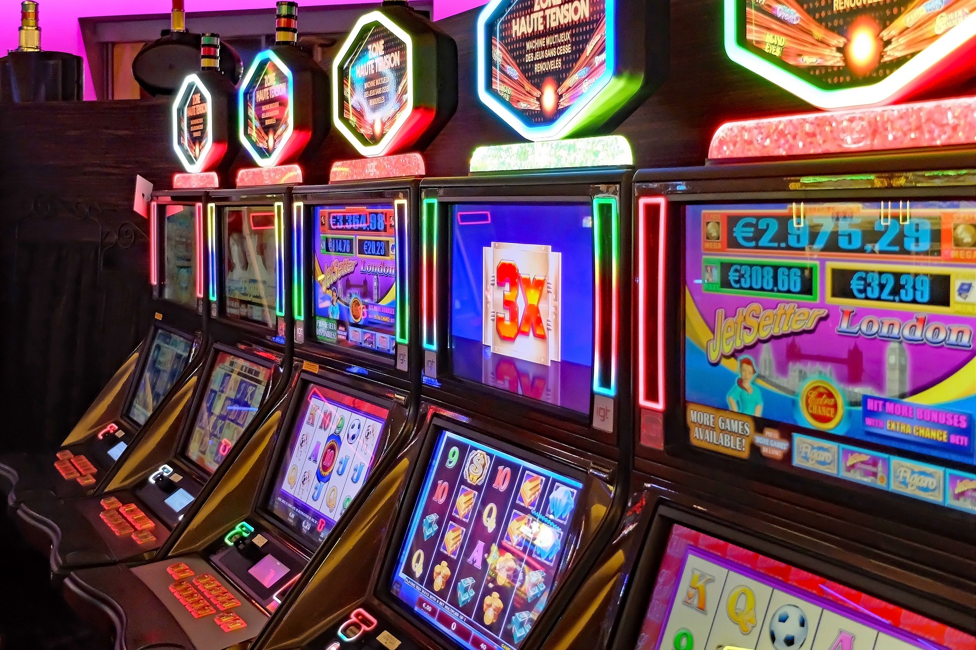 How to Play Slots on a Cruise Ship